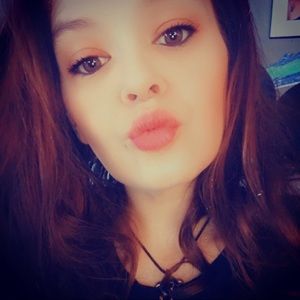 Meet your Posher, Britney